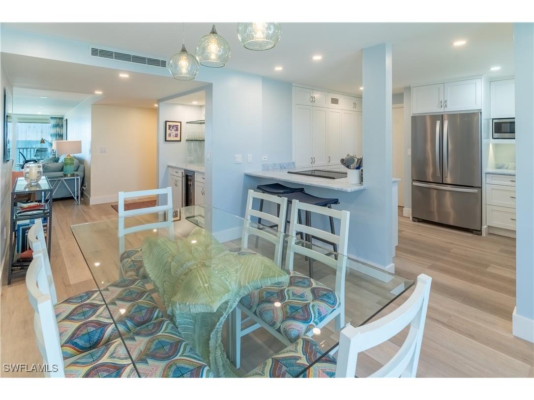 10691 Gulf Shore Drive #400 Naples FL 34108 225080595 image9