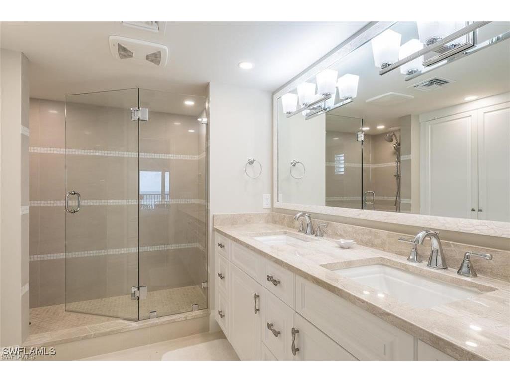 10691 Gulf Shore Drive #502 Naples FL 34108 225068706 image4