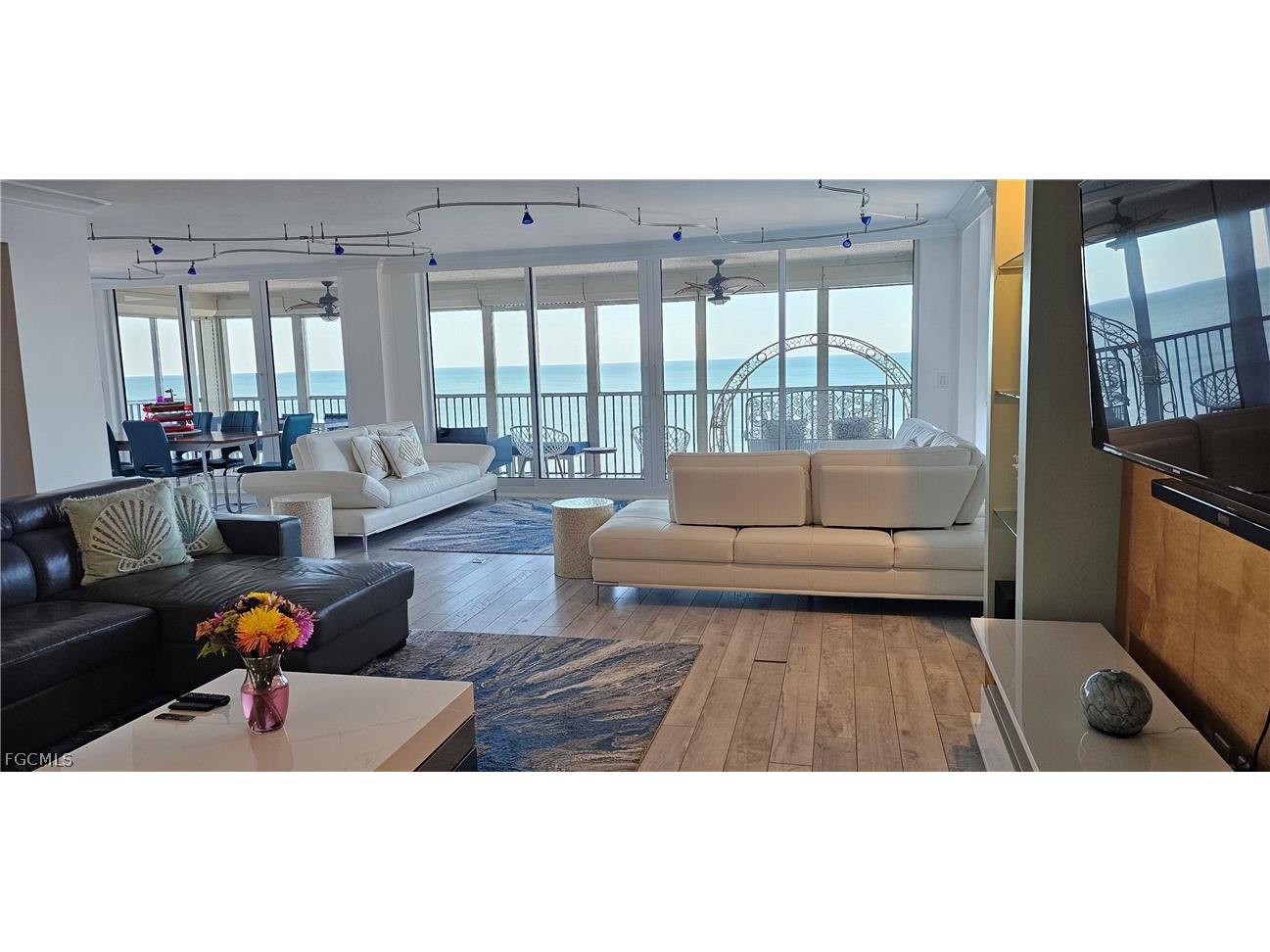 10691 Gulf Shore Drive E #1101 Naples FL 34108 2026008891 image2