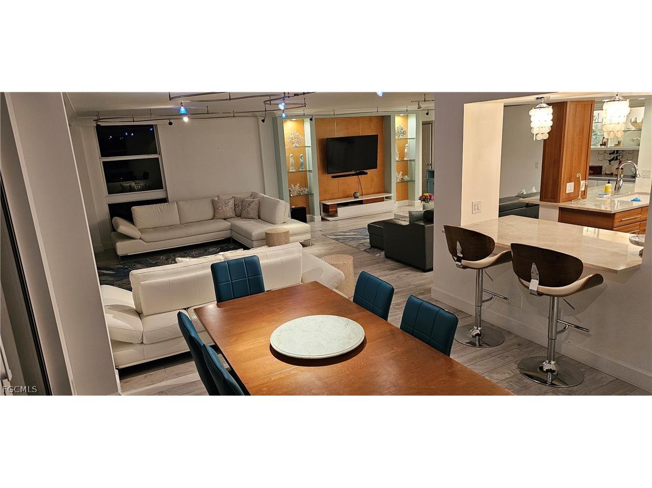 10691 Gulf Shore Drive E #1101 Naples FL 34108 2026008891 image9