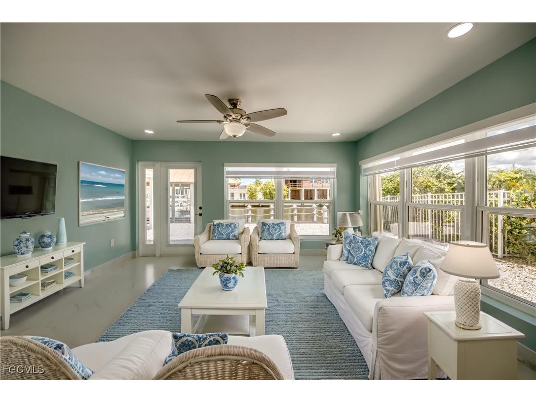 107 Albatross Street Fort Myers Beach FL 33931 2025011480 image16