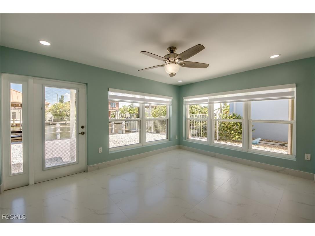 107 Albatross Street Fort Myers Beach FL 33931 2025011480 image18