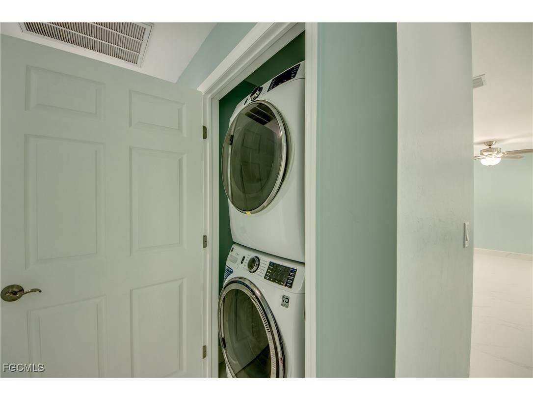 107 Albatross Street Fort Myers Beach FL 33931 2025011480 image28