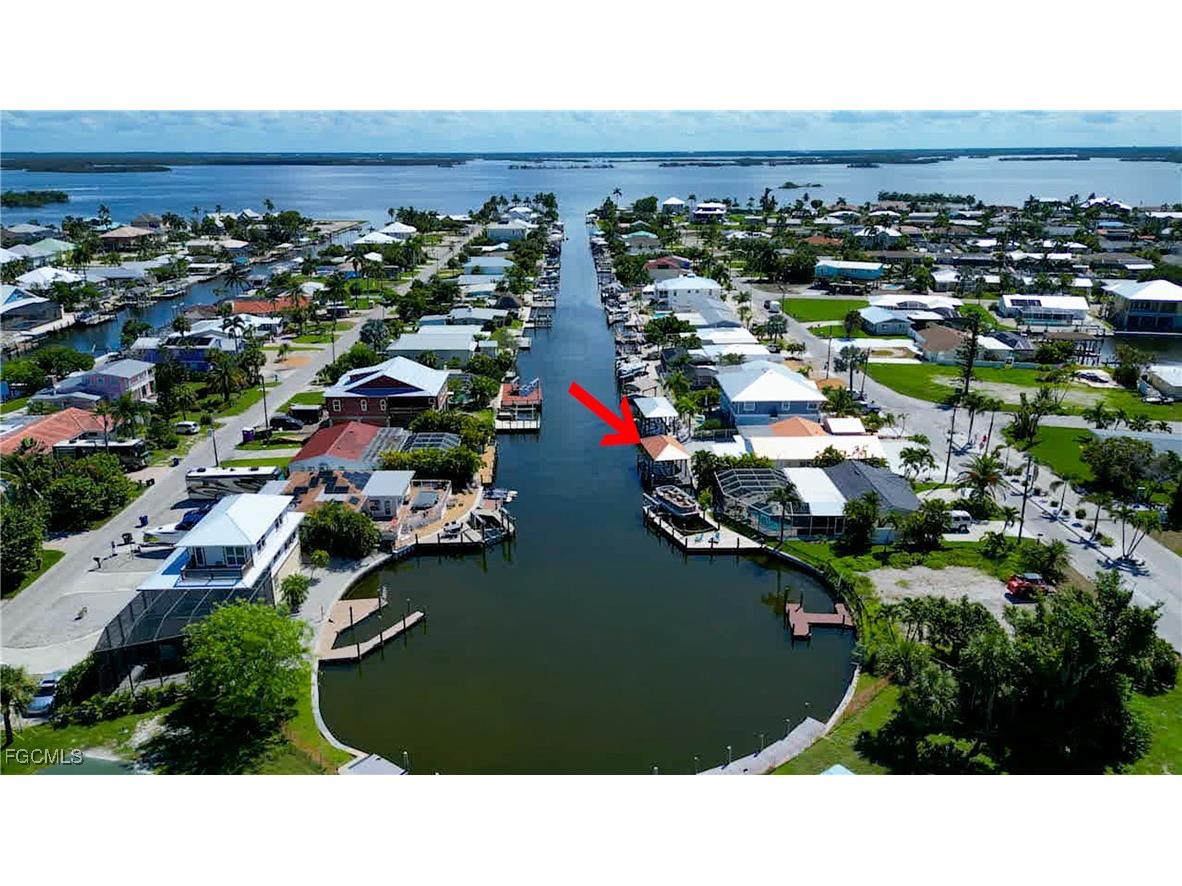 107 Albatross Street Fort Myers Beach FL 33931 2025011480 image44
