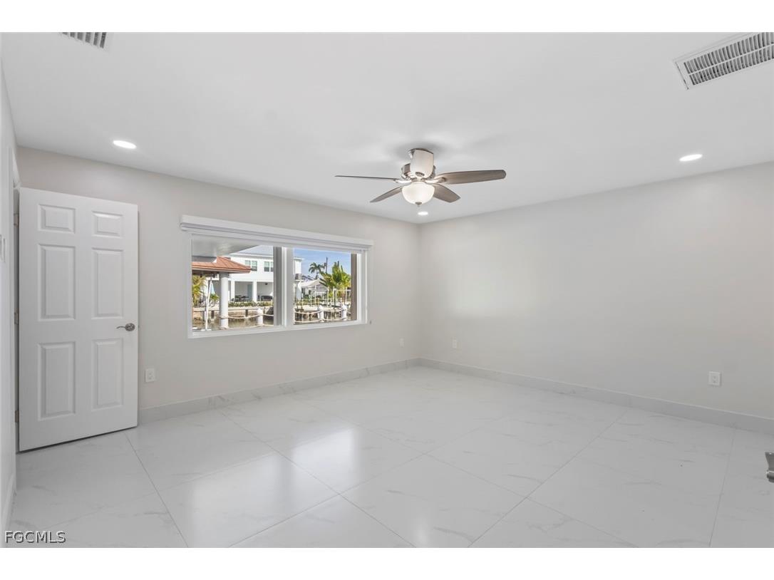 107 Albatross Street Fort Myers Beach FL 33931 2026013543 image18