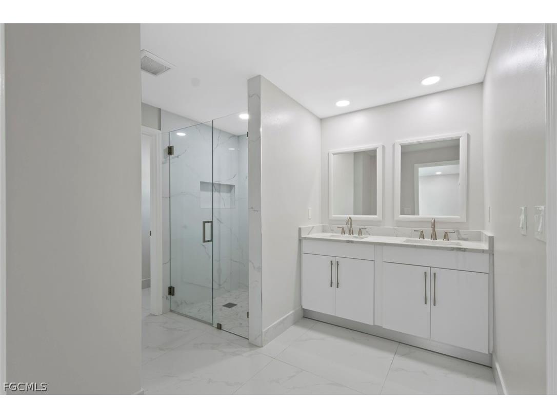 107 Albatross Street Fort Myers Beach FL 33931 2026013543 image20