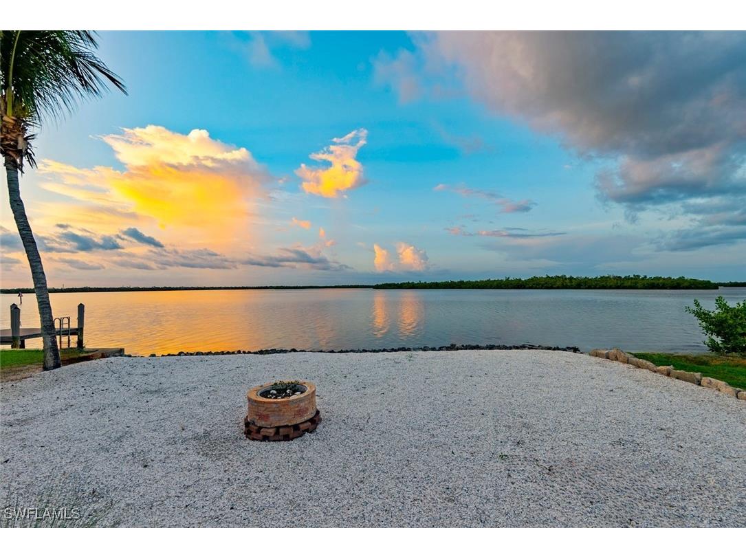 107 Bayshore Way Goodland FL 34140 225083249 image13