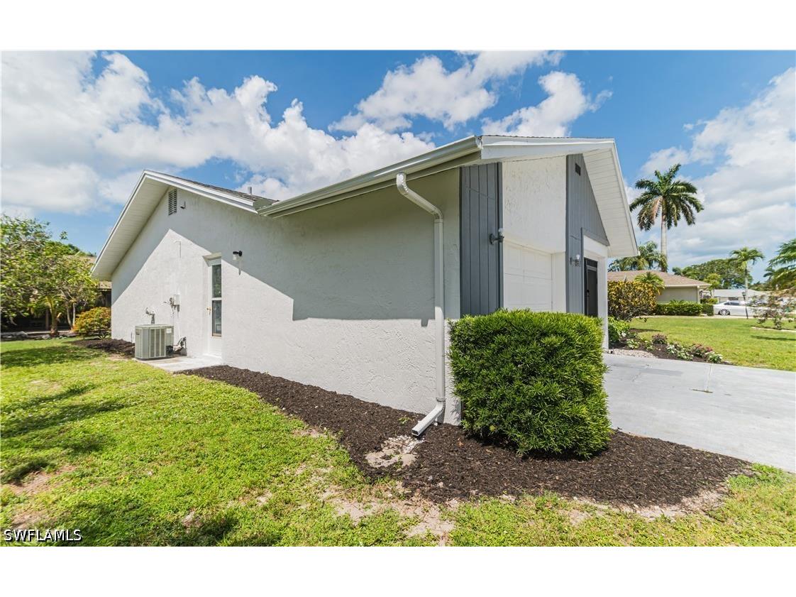 107 Blue Ridge Drive #21 Naples FL 34112 226020763 image3