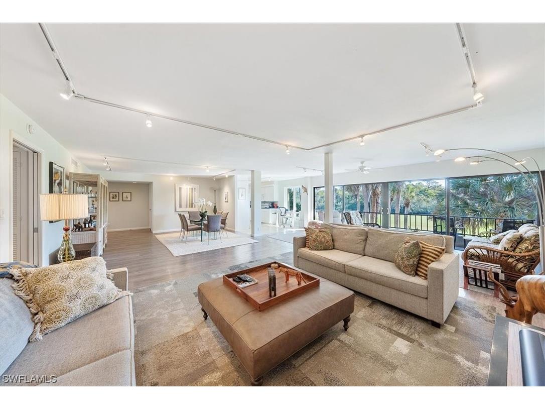 107 Clubhouse Drive #259 Naples FL 34105 223065205 image1