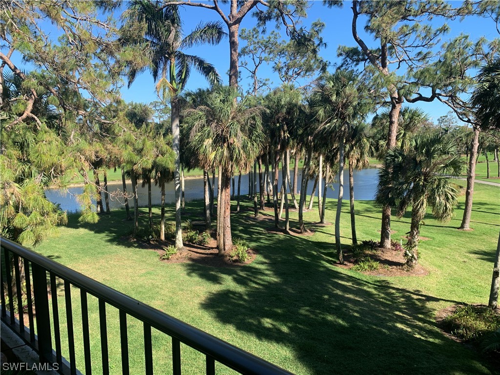 107 Clubhouse Lane #D-390 Naples FL 34105 223016426 image1