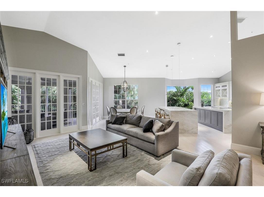 107 Colonade Circle #103 Naples FL 34103 225082451 image2