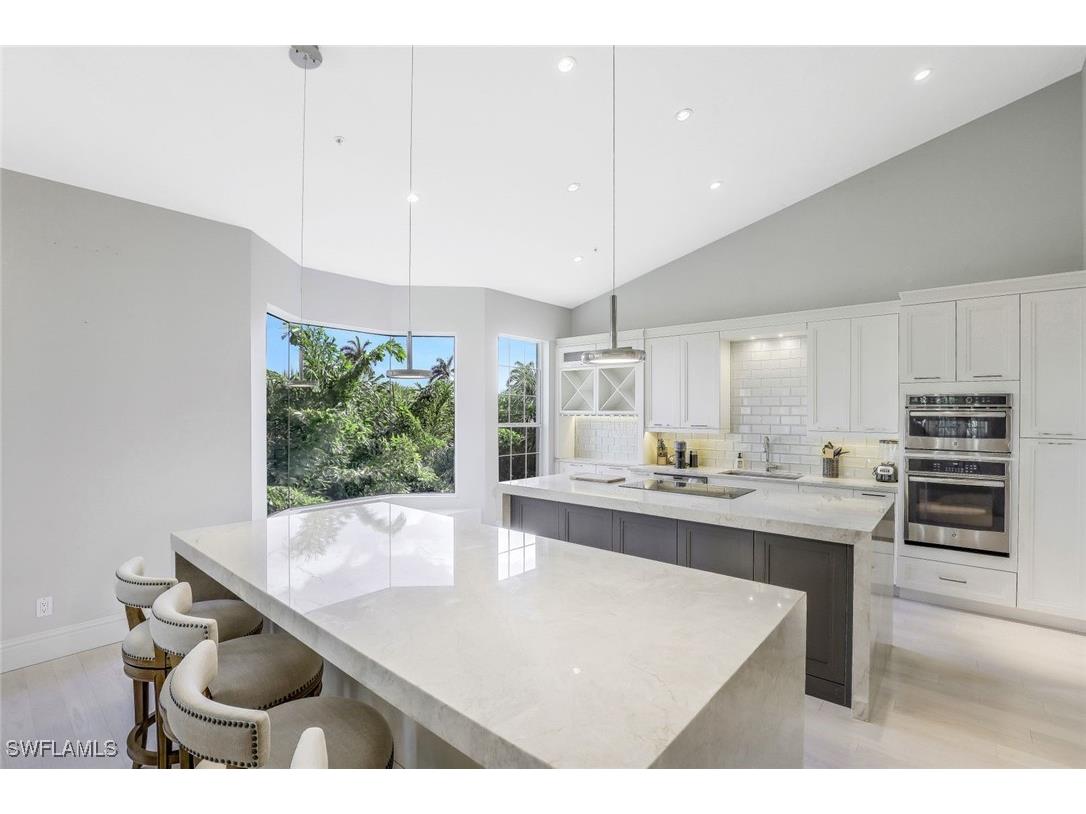 107 Colonade Circle #103 Naples FL 34103 225082451 image3