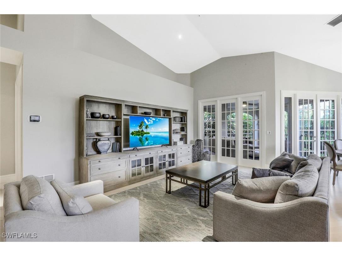 107 Colonade Circle #103 Naples FL 34103 225082451 image4