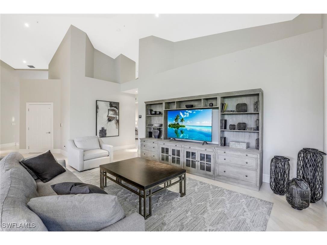 107 Colonade Circle #103 Naples FL 34103 225082451 image5