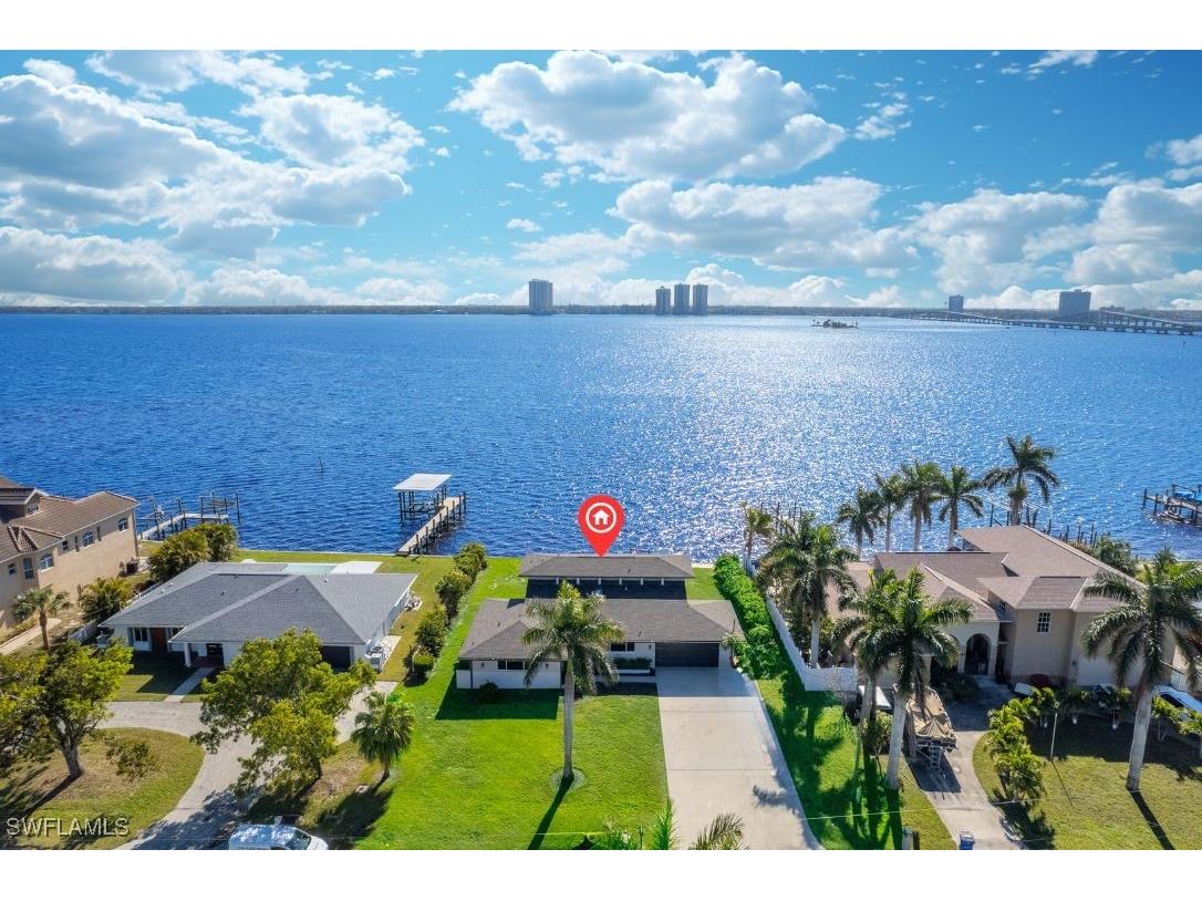 107 E North Shore Avenue North Fort Myers FL 33917 225005619 image1