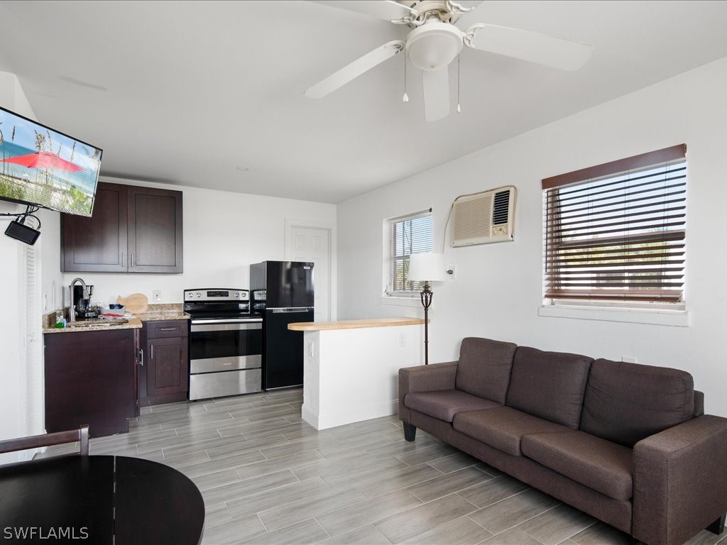 107 East Avenue Goodland FL 34140 226006681 image10