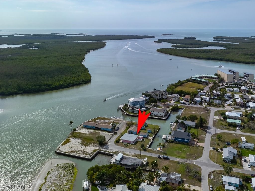 107 East Avenue Goodland FL 34140 226006681 image2