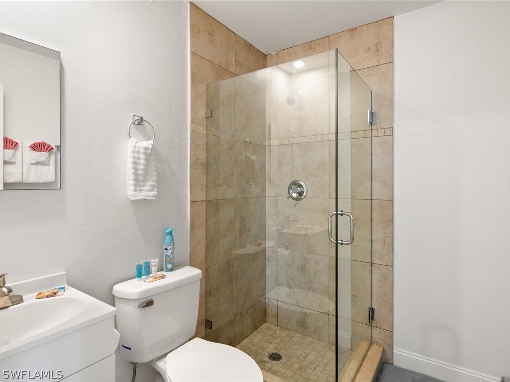 107 East Avenue Goodland FL 34140 226006681 image9