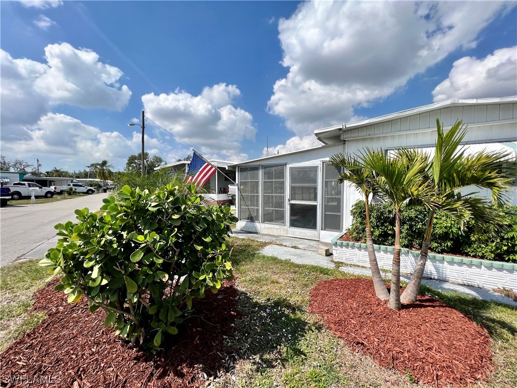 107 Gaslight Avenue North Fort Myers FL 33917 223015210 image1