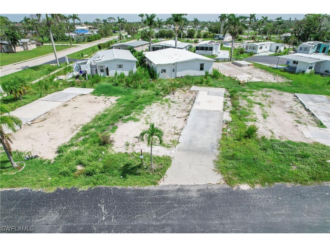 107 Maple Lane Fort Myers FL 33908 223051930 image1