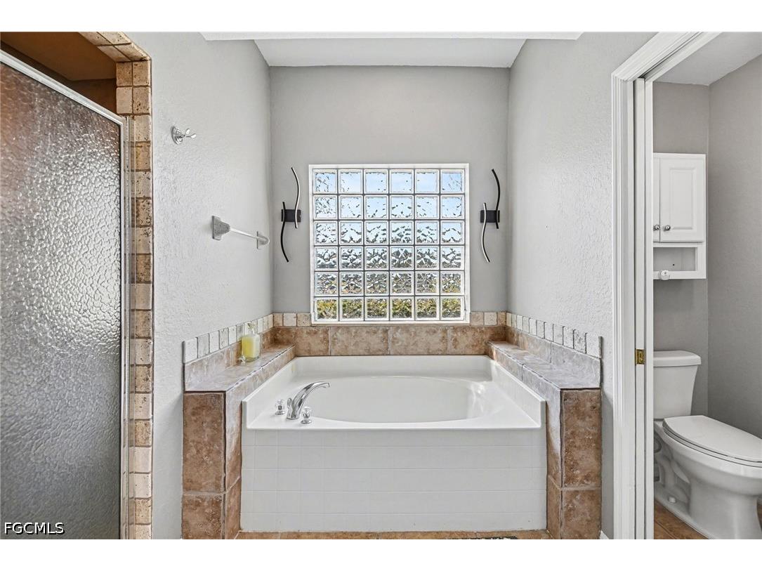 107 NW 13th Terrace Cape Coral FL 33993 2026014928 image14