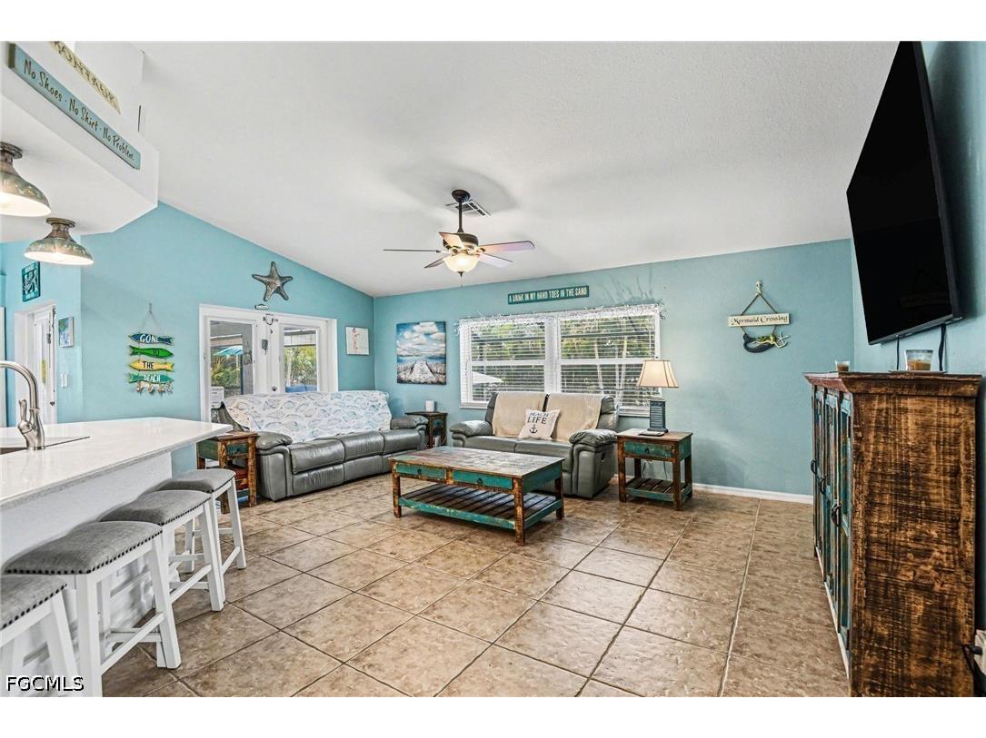 107 NW 13th Terrace Cape Coral FL 33993 2026014928 image7