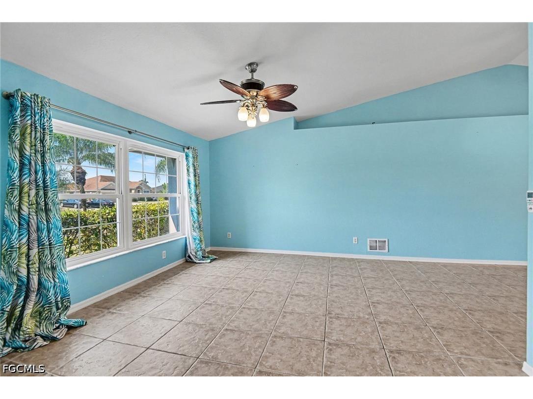 107 NW 13th Terrace Cape Coral FL 33993 2026014928 image8