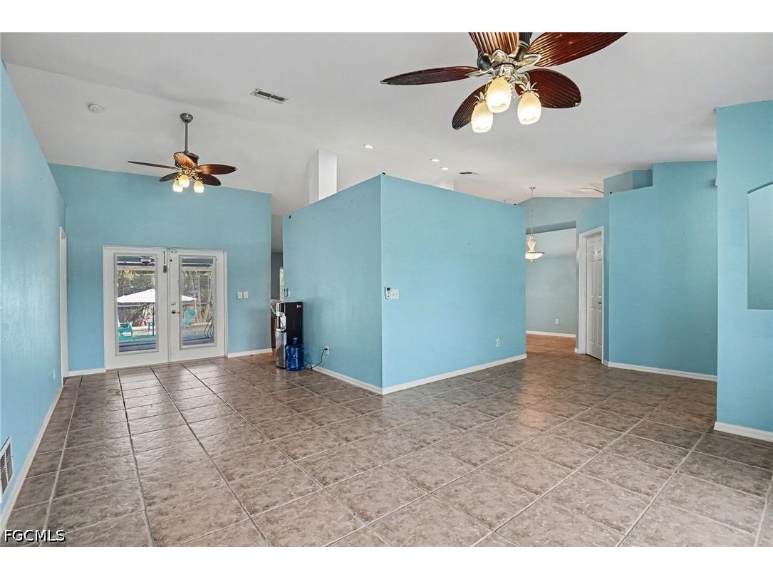 107 NW 13th Terrace Cape Coral FL 33993 2026014928 image9