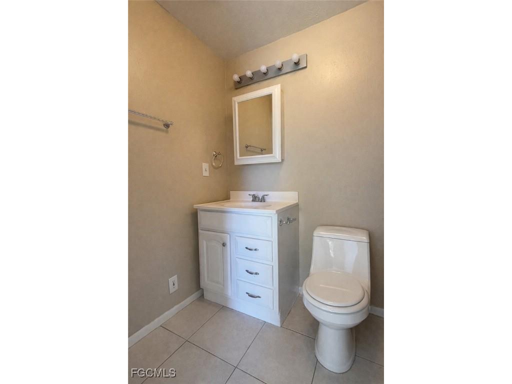 107 SE 2nd Avenue Cape Coral FL 33990 2026000163 image18