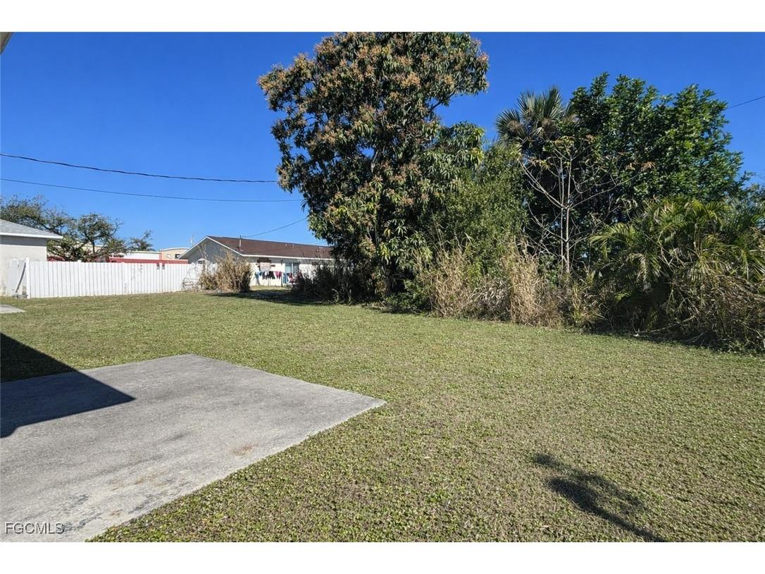 107 SE 2nd Avenue Cape Coral FL 33990 2026000163 image22