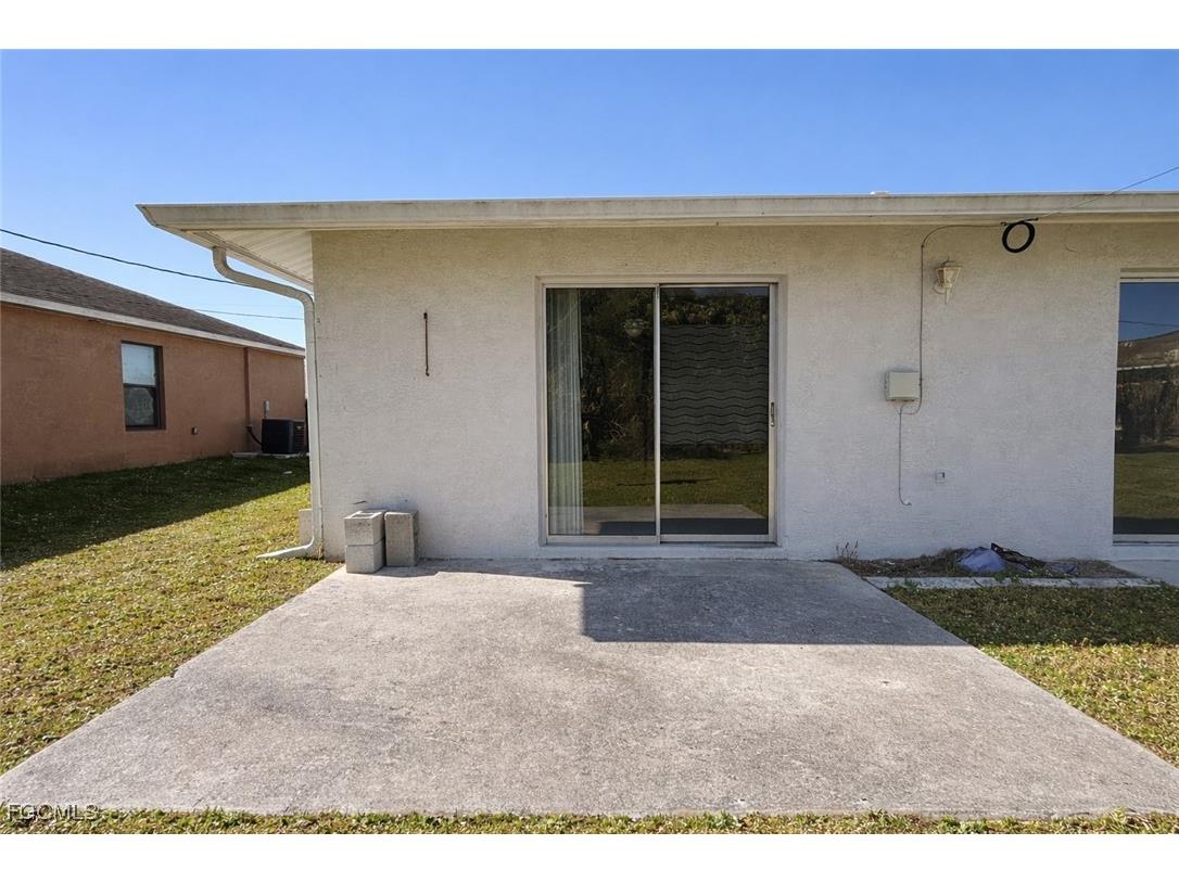 107 SE 2nd Avenue Cape Coral FL 33990 2026000163 image23