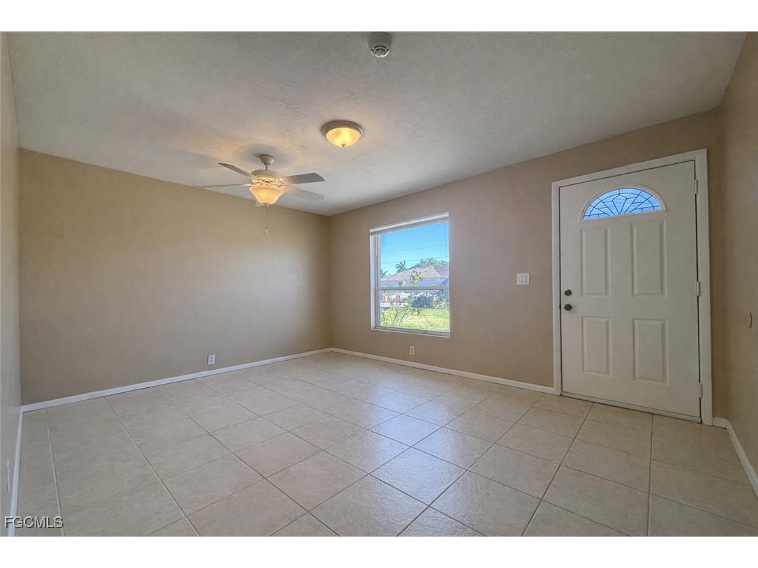 107 SE 2nd Avenue Cape Coral FL 33990 2026000163 image5