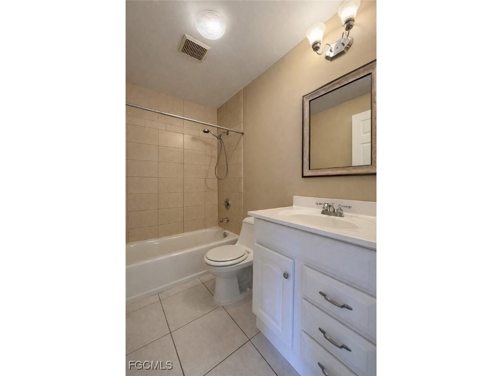 107 SE 2nd Avenue Cape Coral FL 33990 2026000163 image9