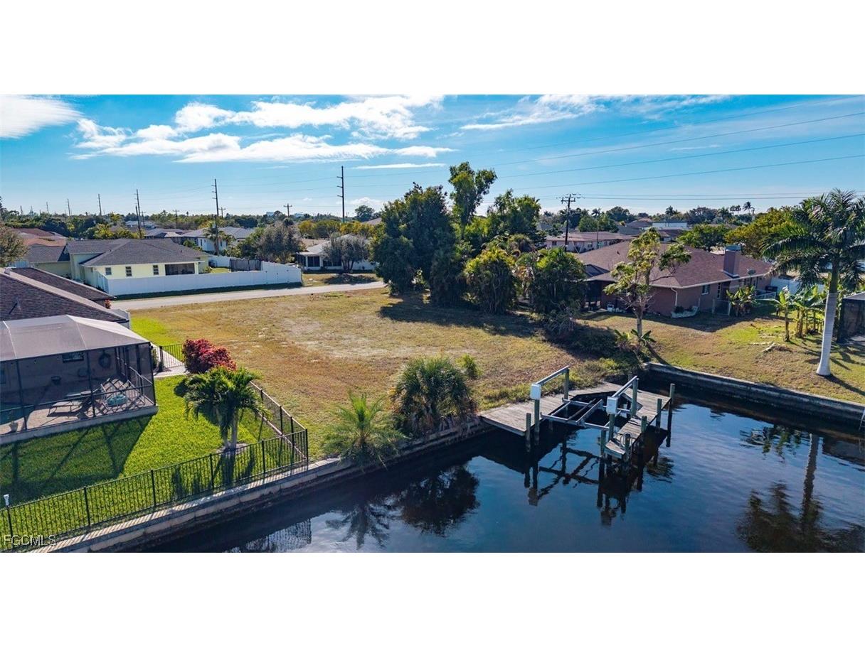 107 SE 35th Terrace Cape Coral FL 33904 2026001420 image10