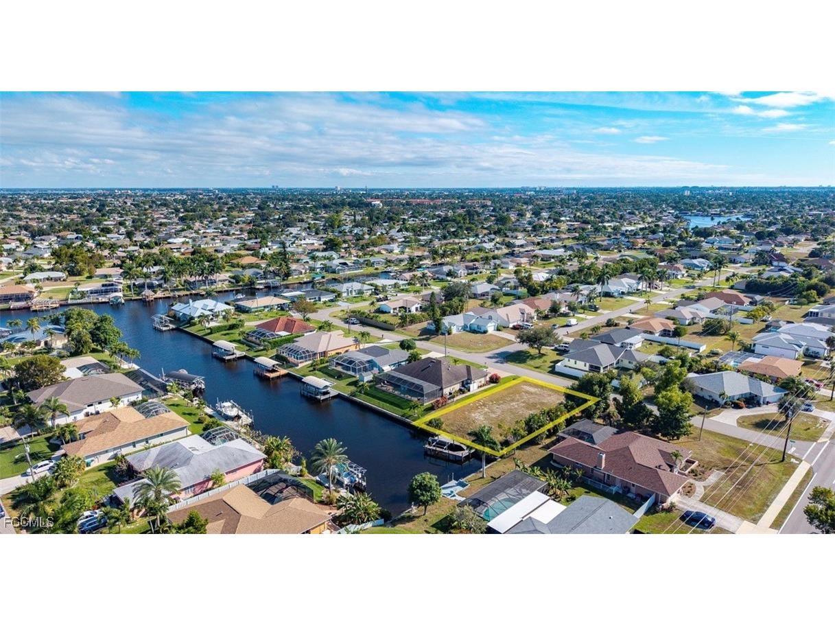 107 SE 35th Terrace Cape Coral FL 33904 2026001420 image9