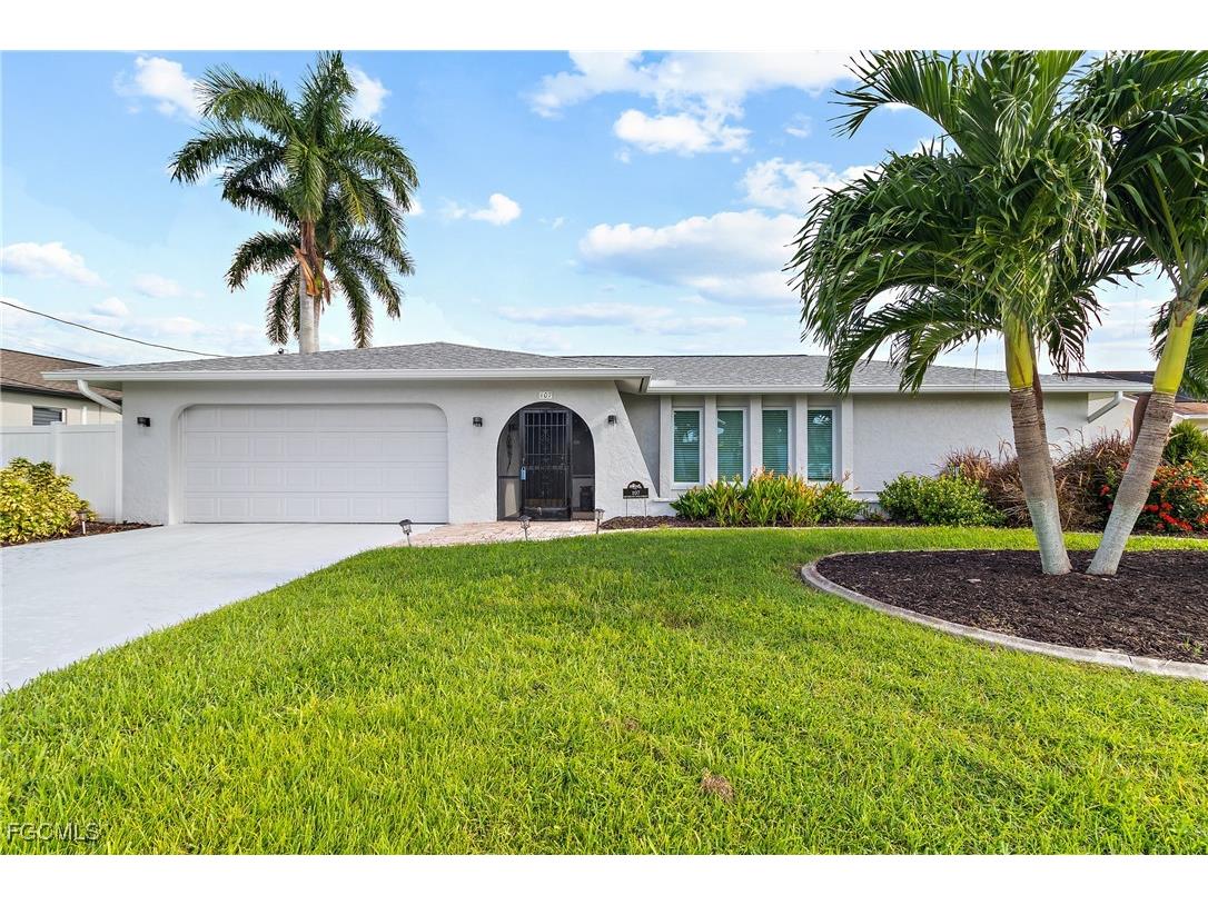 107 SE 39th Street Cape Coral FL 33904 2025023388 image1