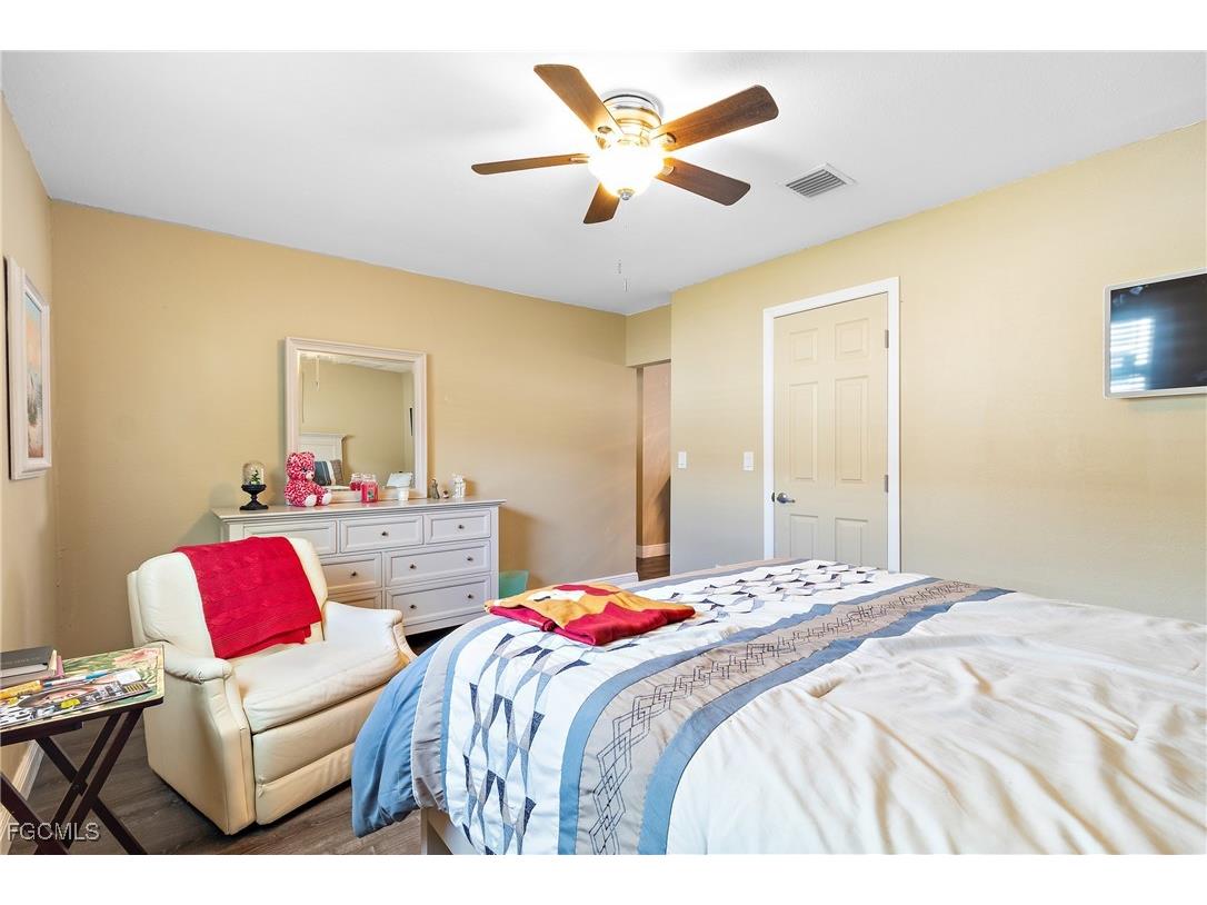 107 SE 39th Street Cape Coral FL 33904 2025023388 image20