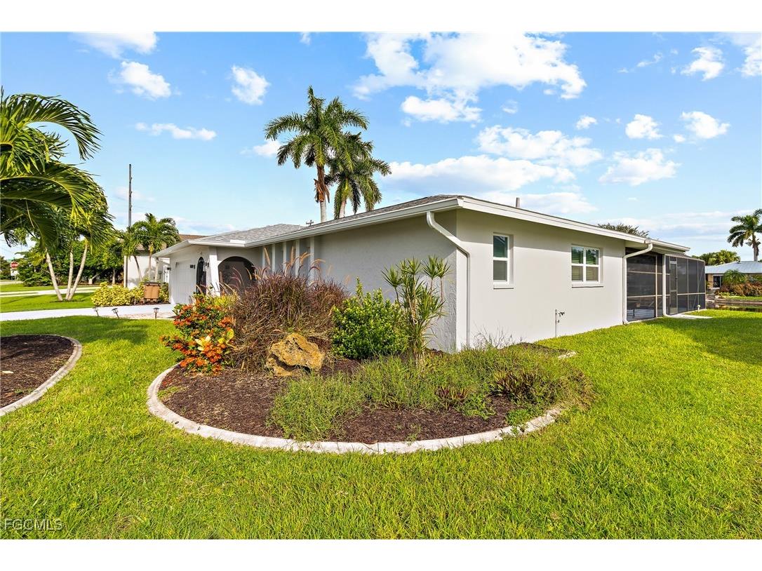 107 SE 39th Street Cape Coral FL 33904 2025023388 image3