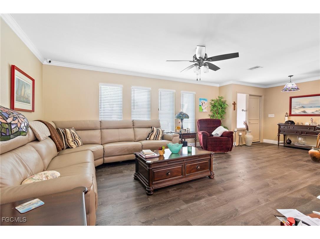 107 SE 39th Street Cape Coral FL 33904 2025023388 image5