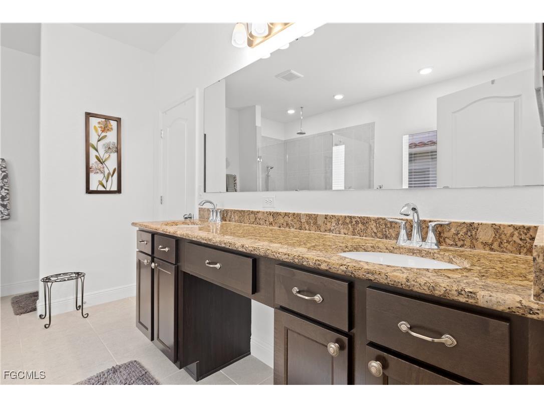 107 SW 39th Street Cape Coral FL 33914 2025007526 image20