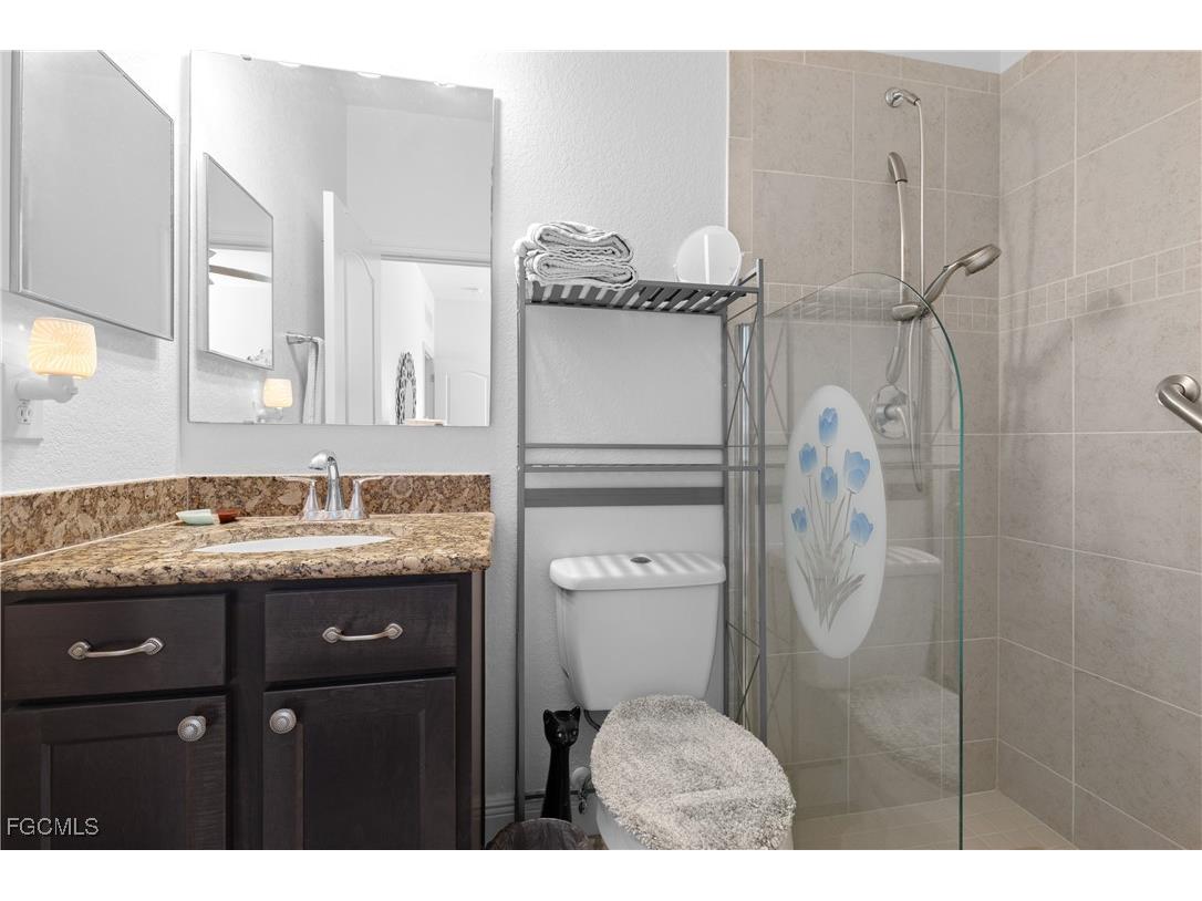 107 SW 39th Street Cape Coral FL 33914 2025007526 image23