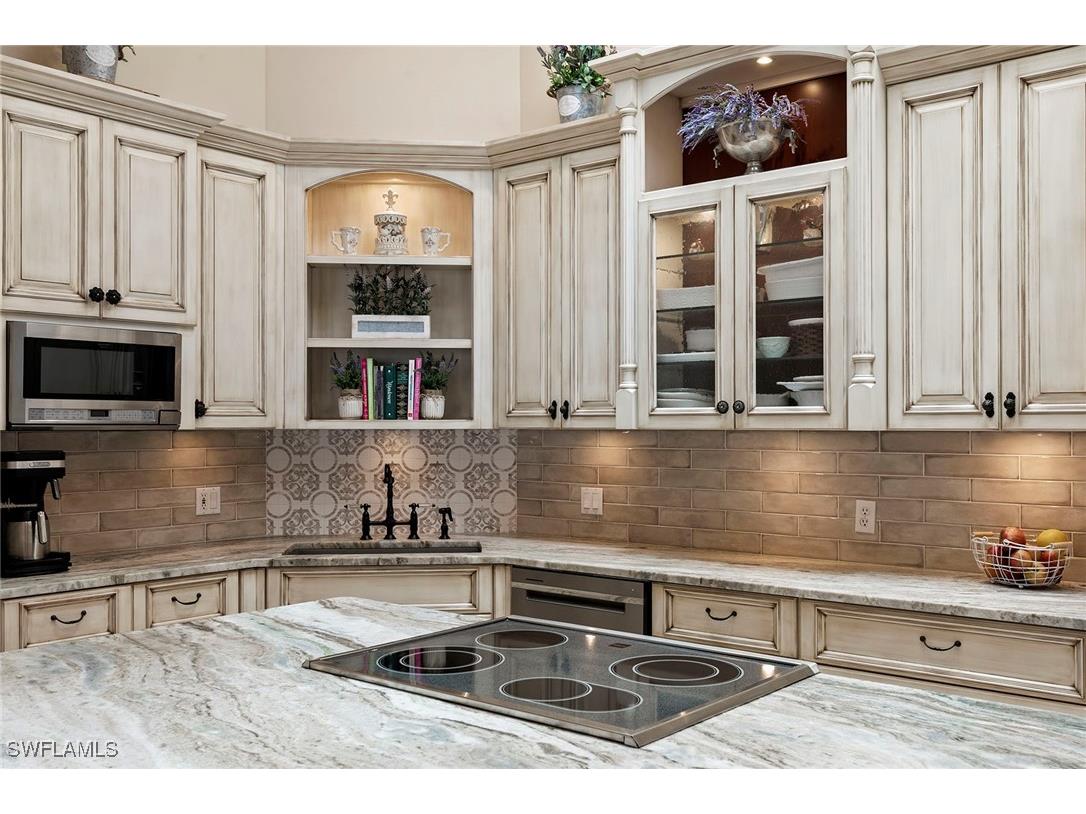 107 Via Napoli Naples FL 34105 225031607 image15