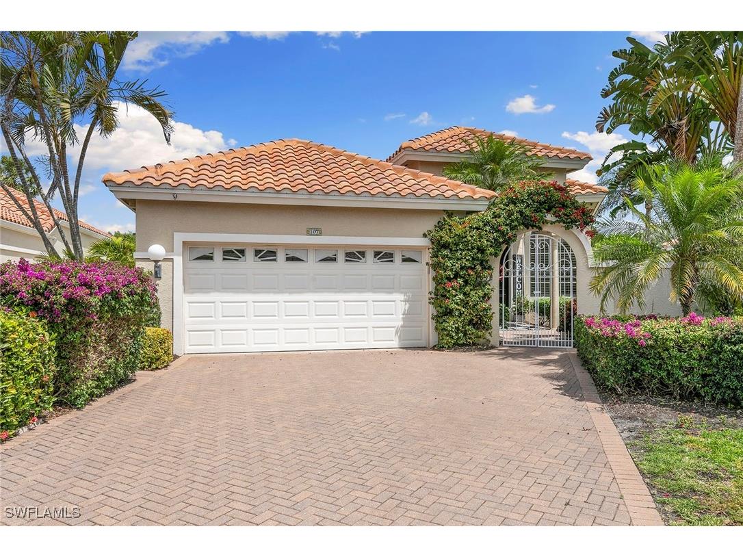 107 Via Napoli Naples FL 34105 225031607 image2