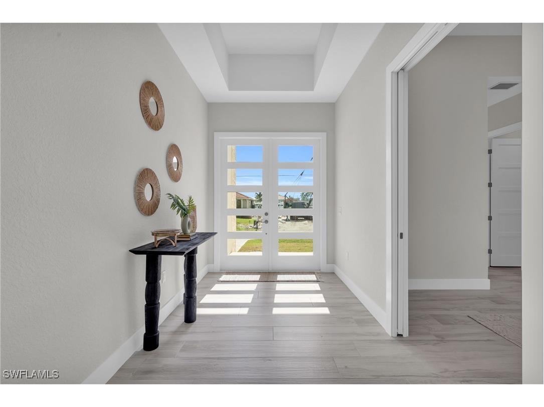 107 W Hilo Street Naples FL 34113 226002220 image2