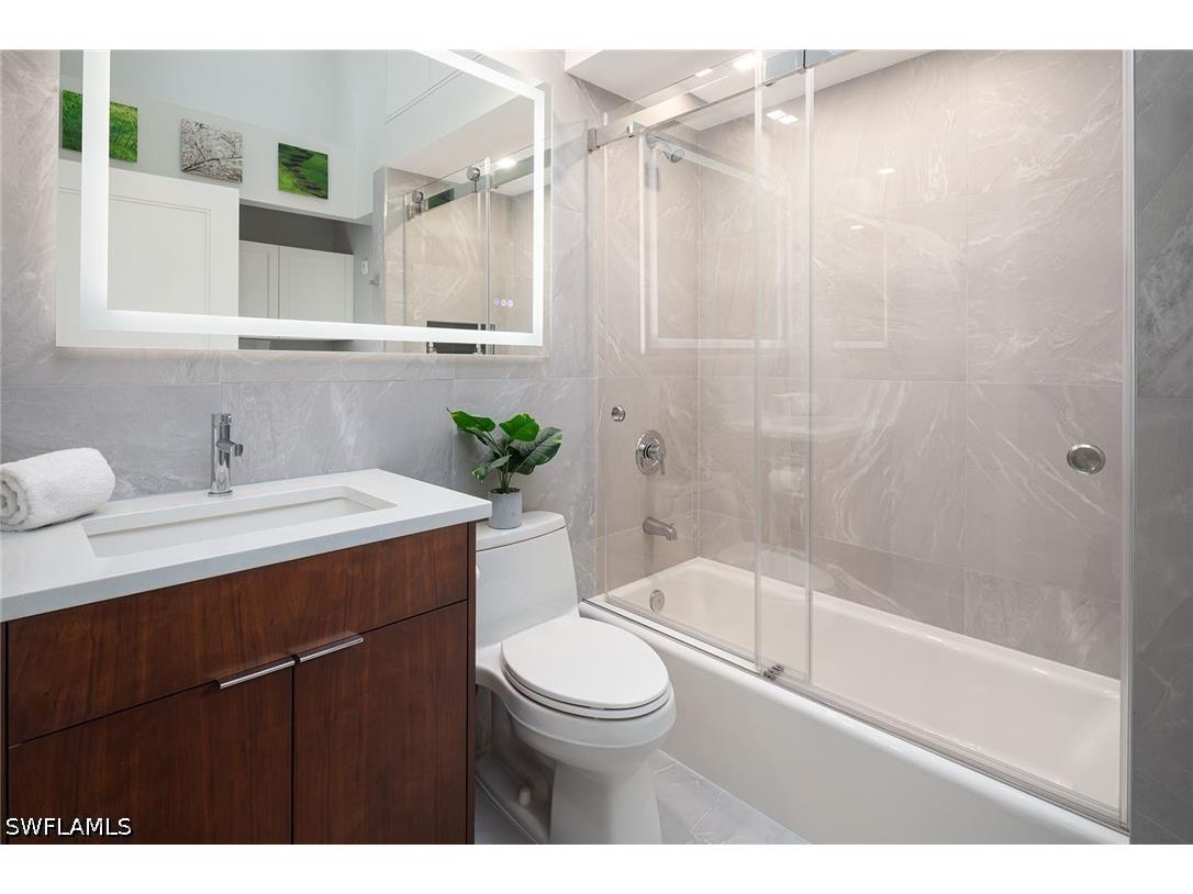 1070 5th Street S Naples FL 34102 226015938 image17