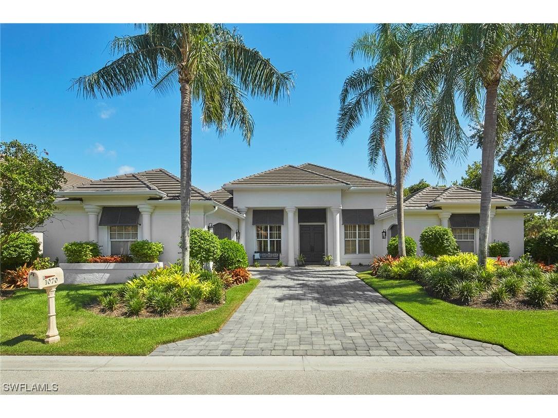1070 Spanish Moss Trail Naples FL 34108 223056994 image1