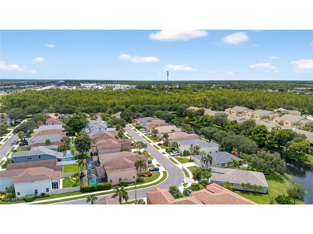 1070 Winding Pines Circle #201 Cape Coral FL 33909 2025005252 image31