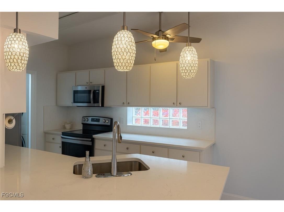 10700 Aqua Surf Court Estero FL 33928 2025021144 image6