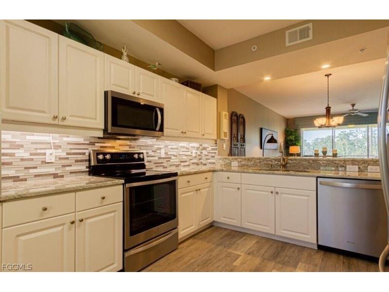 10700 Ravenna Way #303 Fort Myers FL 33913 2026007303 image12