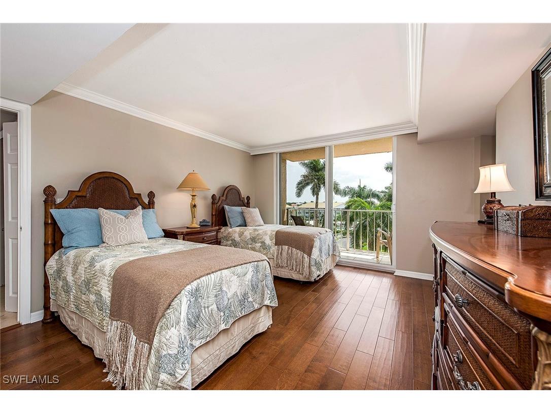 10701 Gulf Shore Drive #502 Naples FL 34108 225081577 image8